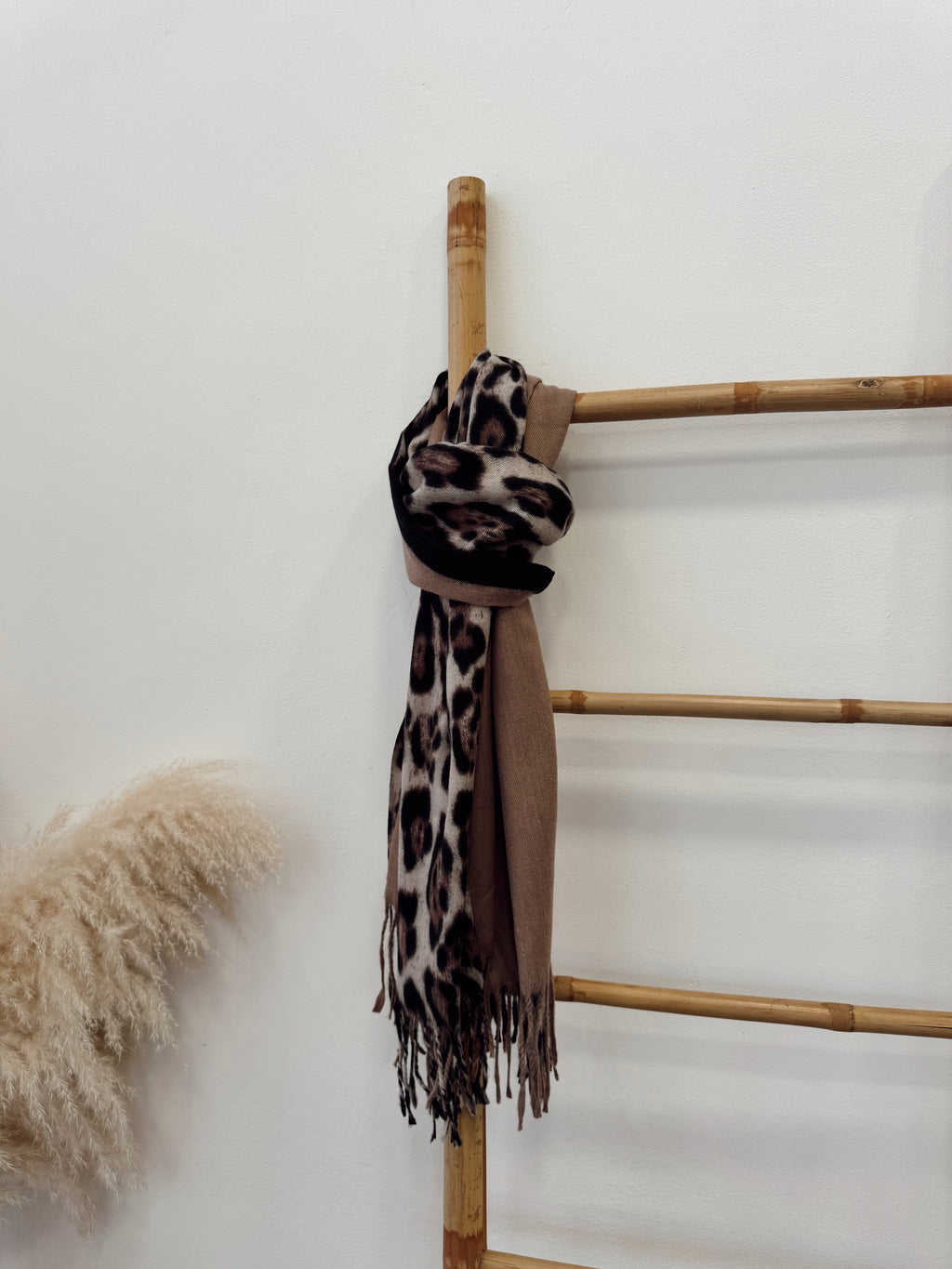 Bufanda Cashmere Print Camel Negro