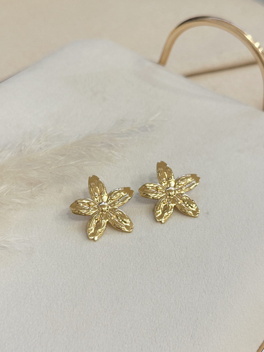Aros Dorado Flor