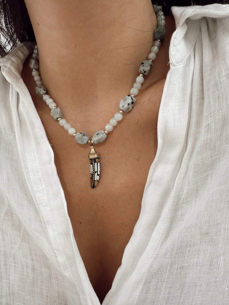 Collar Piedras Cacho
