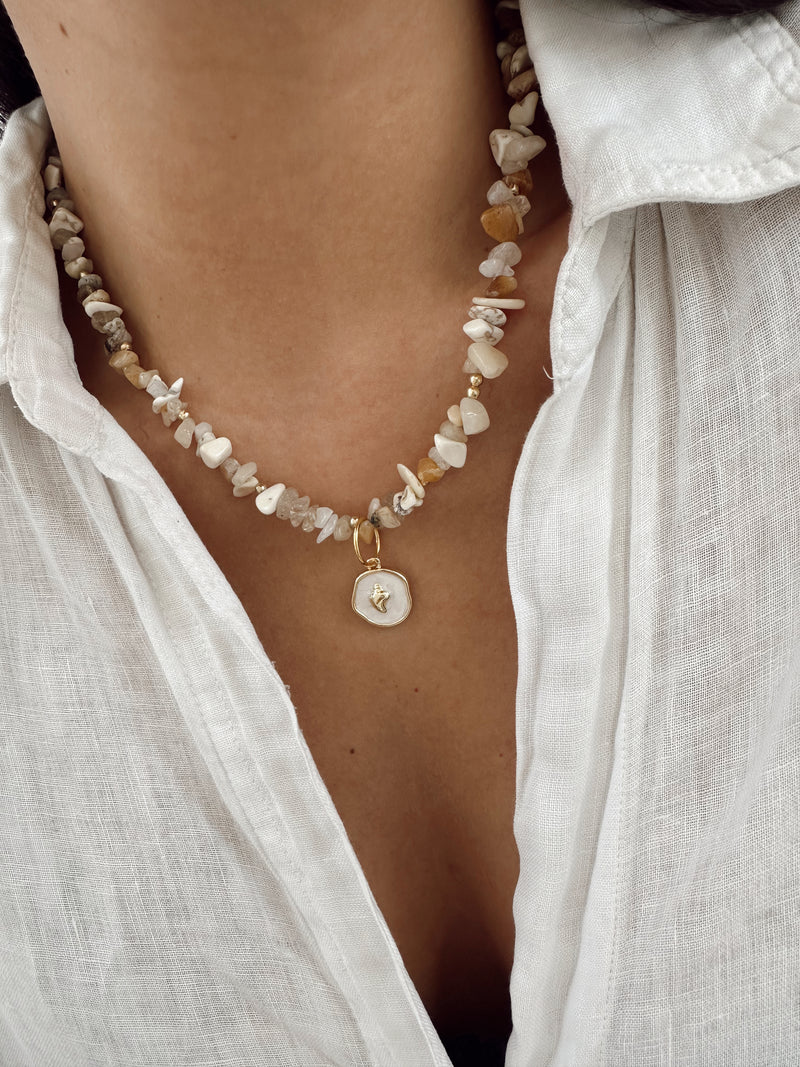 Collar Piedras Beige