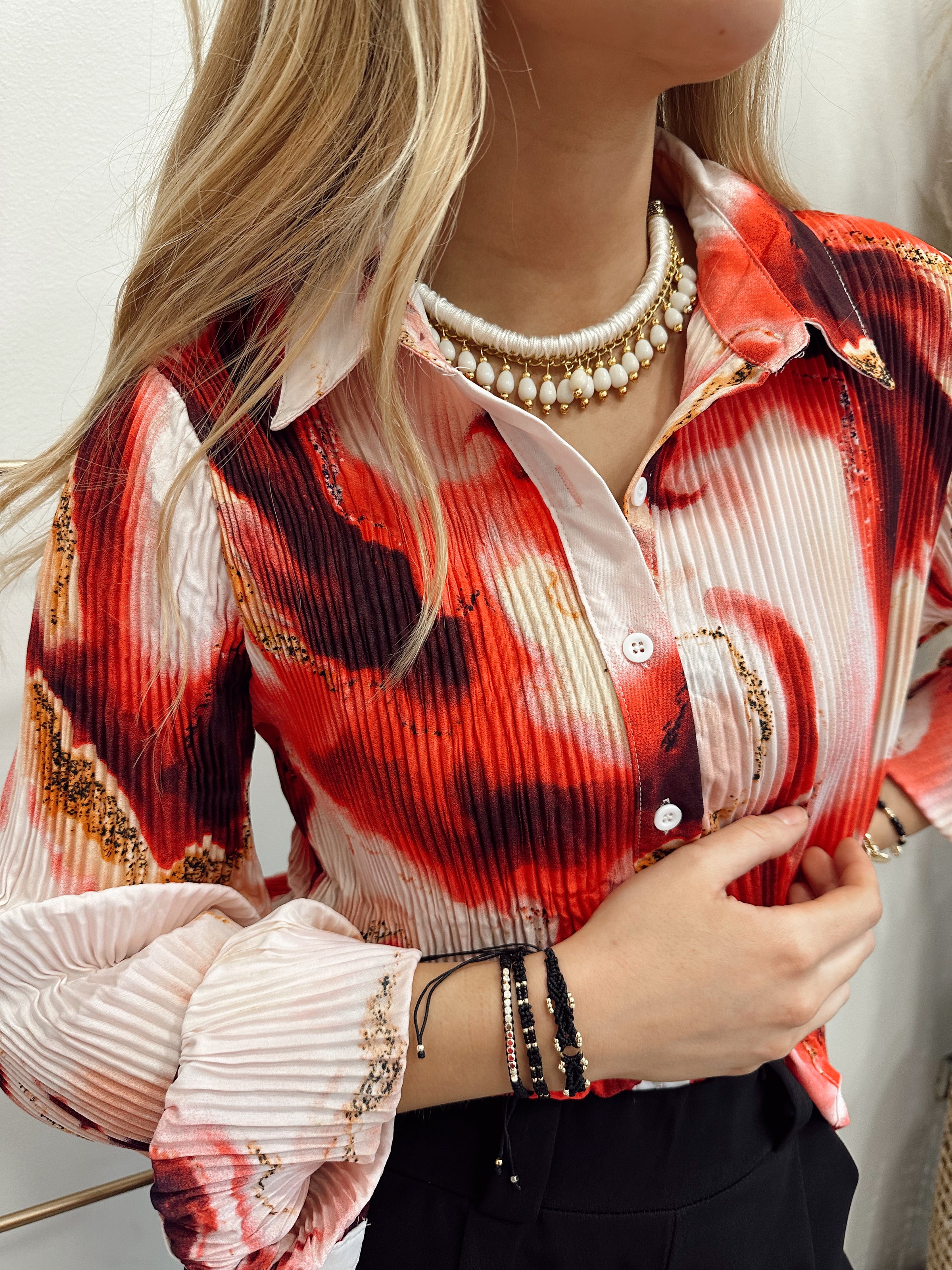 Collar MOM Blanco Dorado