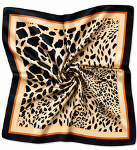 Pañuelo Print Beige Borde Negro