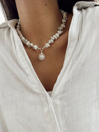 Collar Piedras Plateado Sol