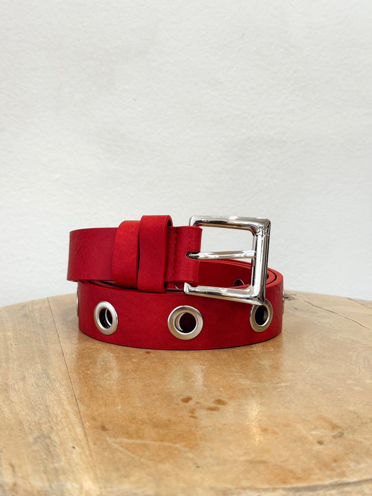 Cinturón Rojo Ojetillos