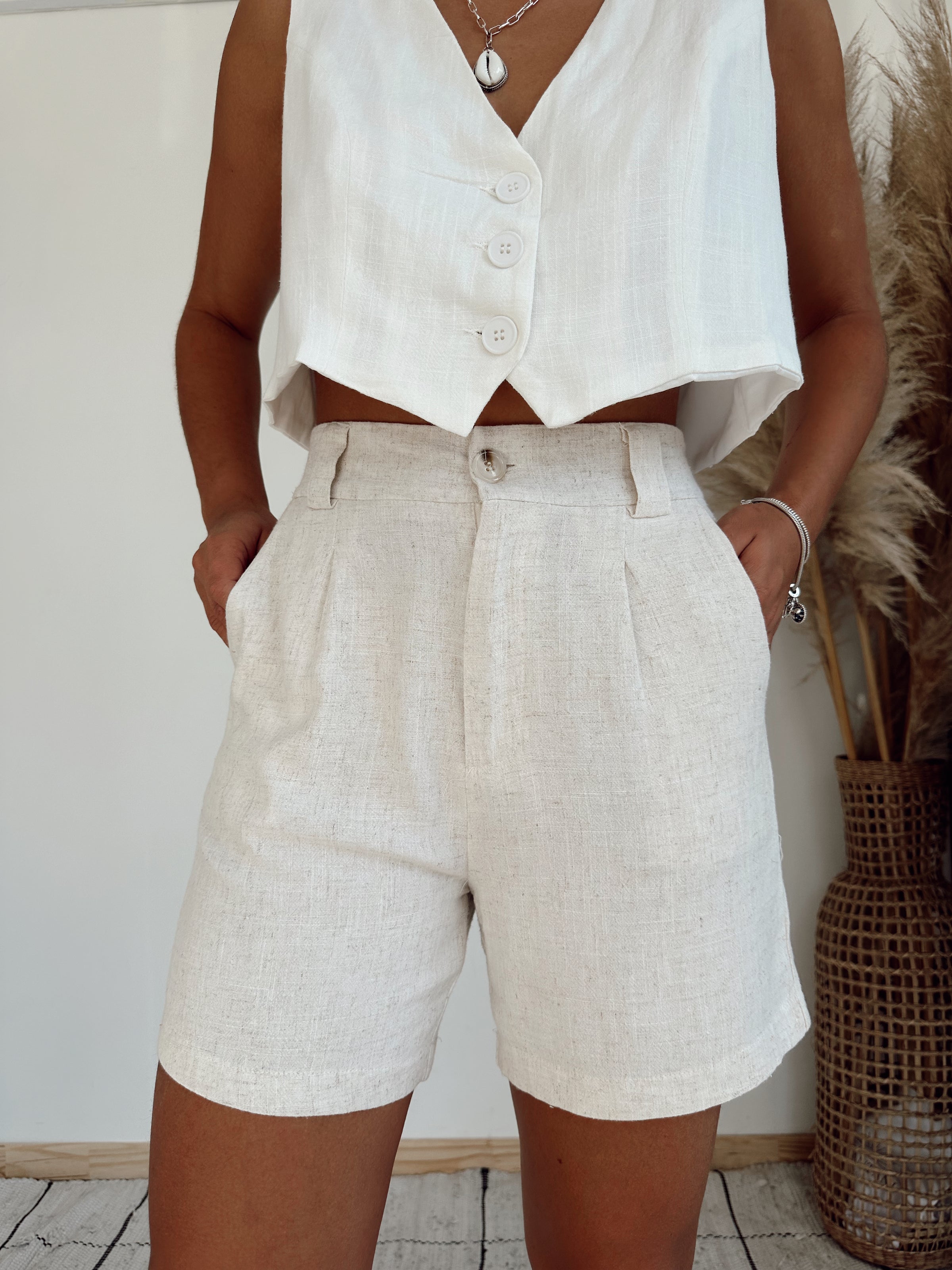 Short Viena