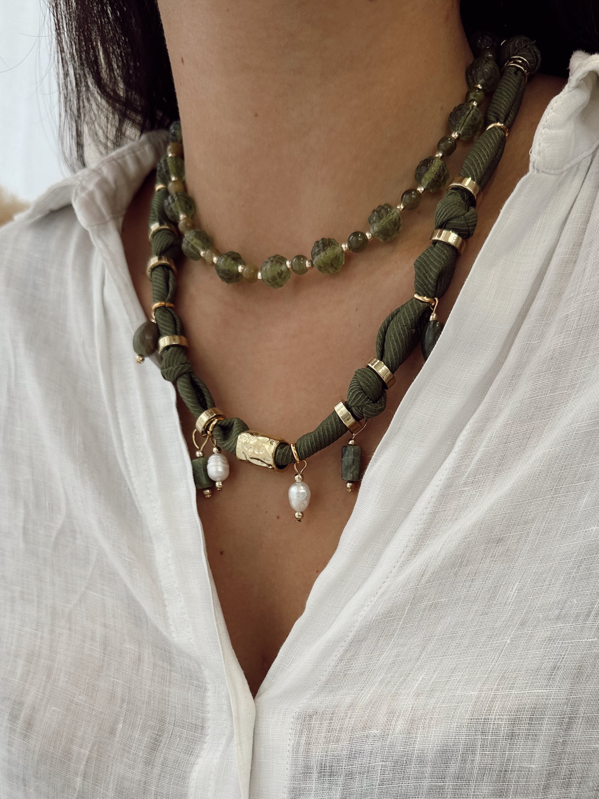 Collar Tela Verde Doble