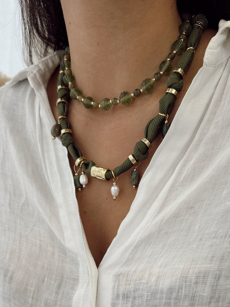 Collar Tela Verde Doble