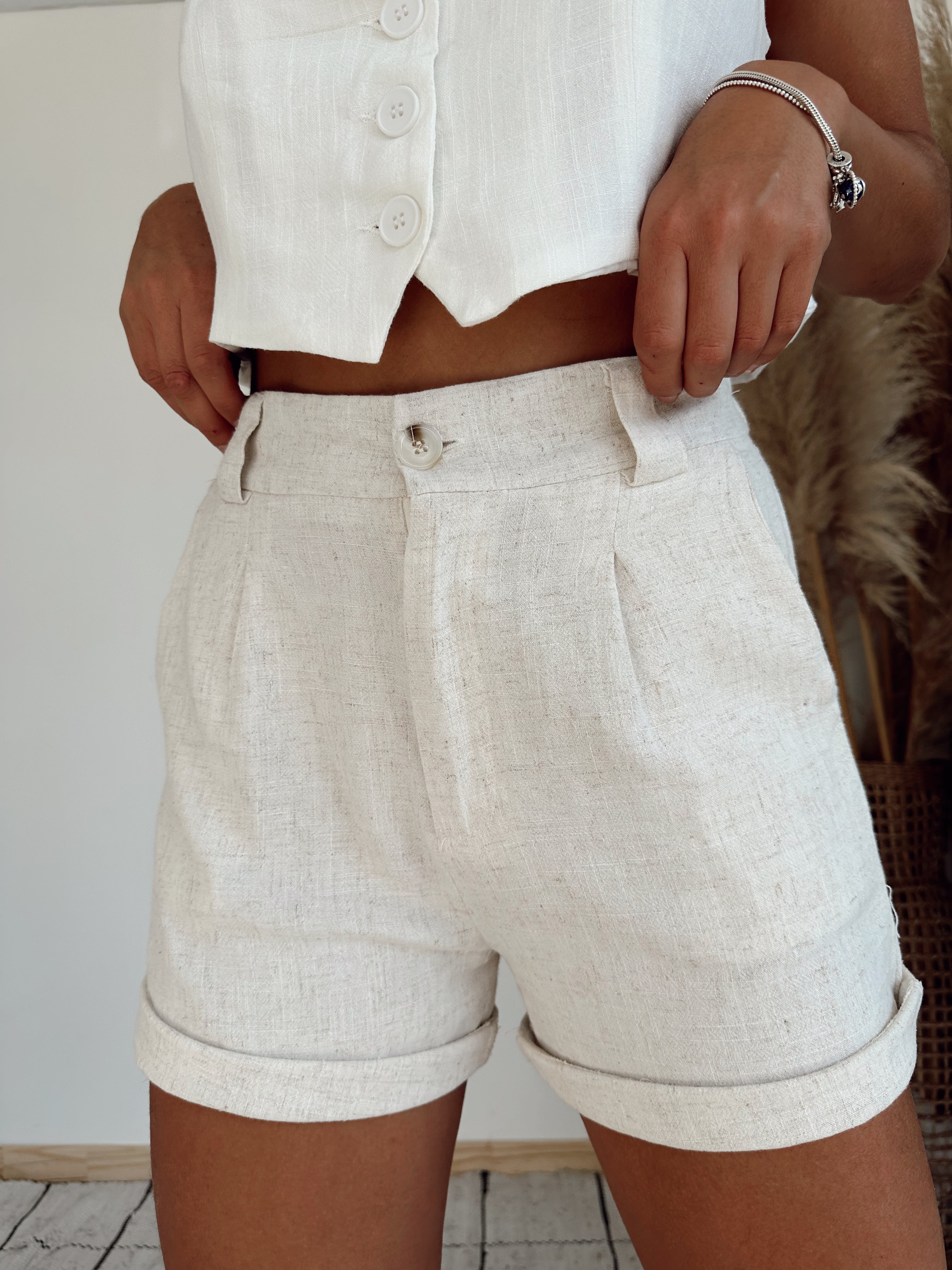Short Viena