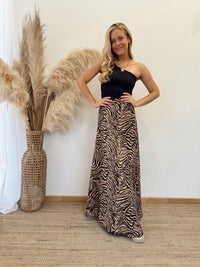 Falda Reina Elizabeth