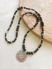 Collar Negro Plateado 4