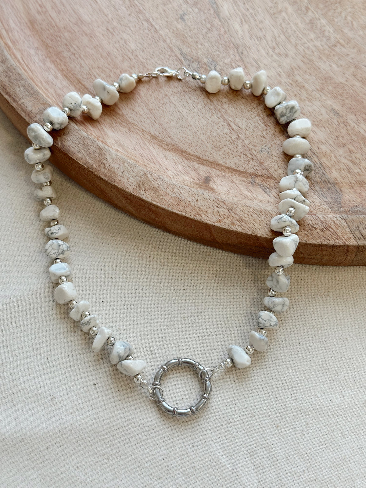 Collar Piedras Blanco