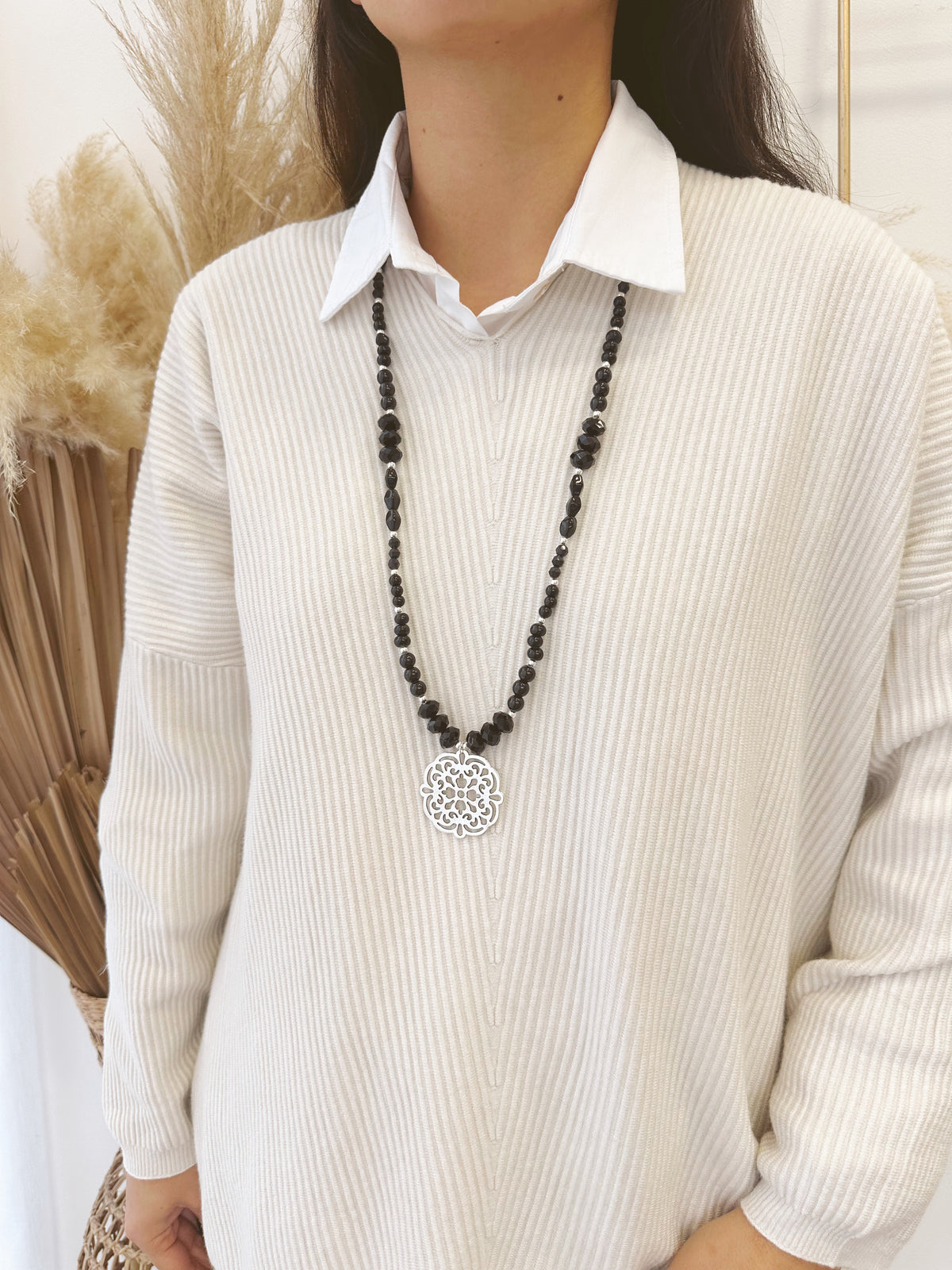 Collar Negro Plateado 4