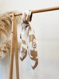 Pañuelo Seda Beige