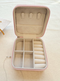 Regalo Joyero + Pulsera 10