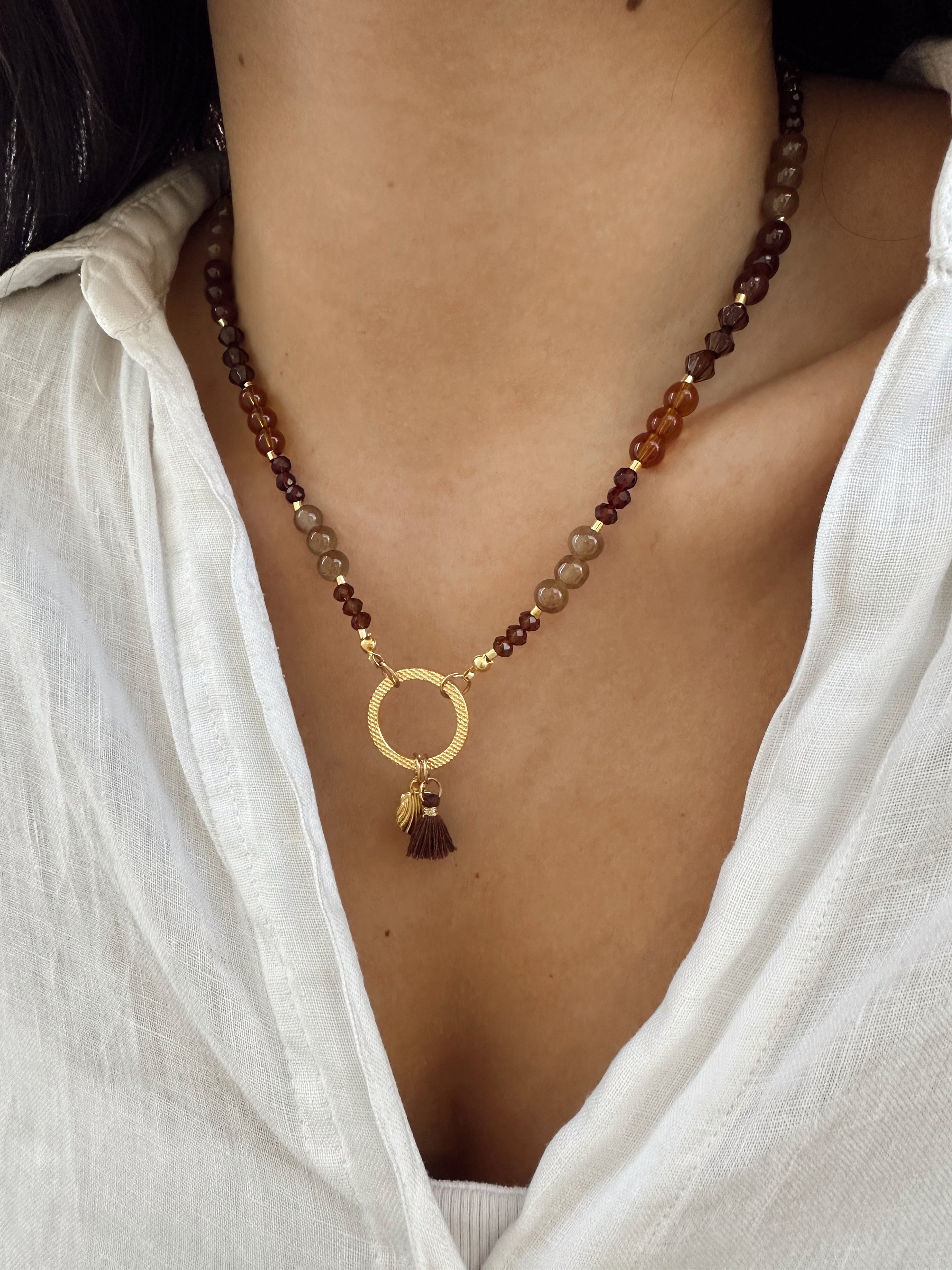 Collar Café Colgante