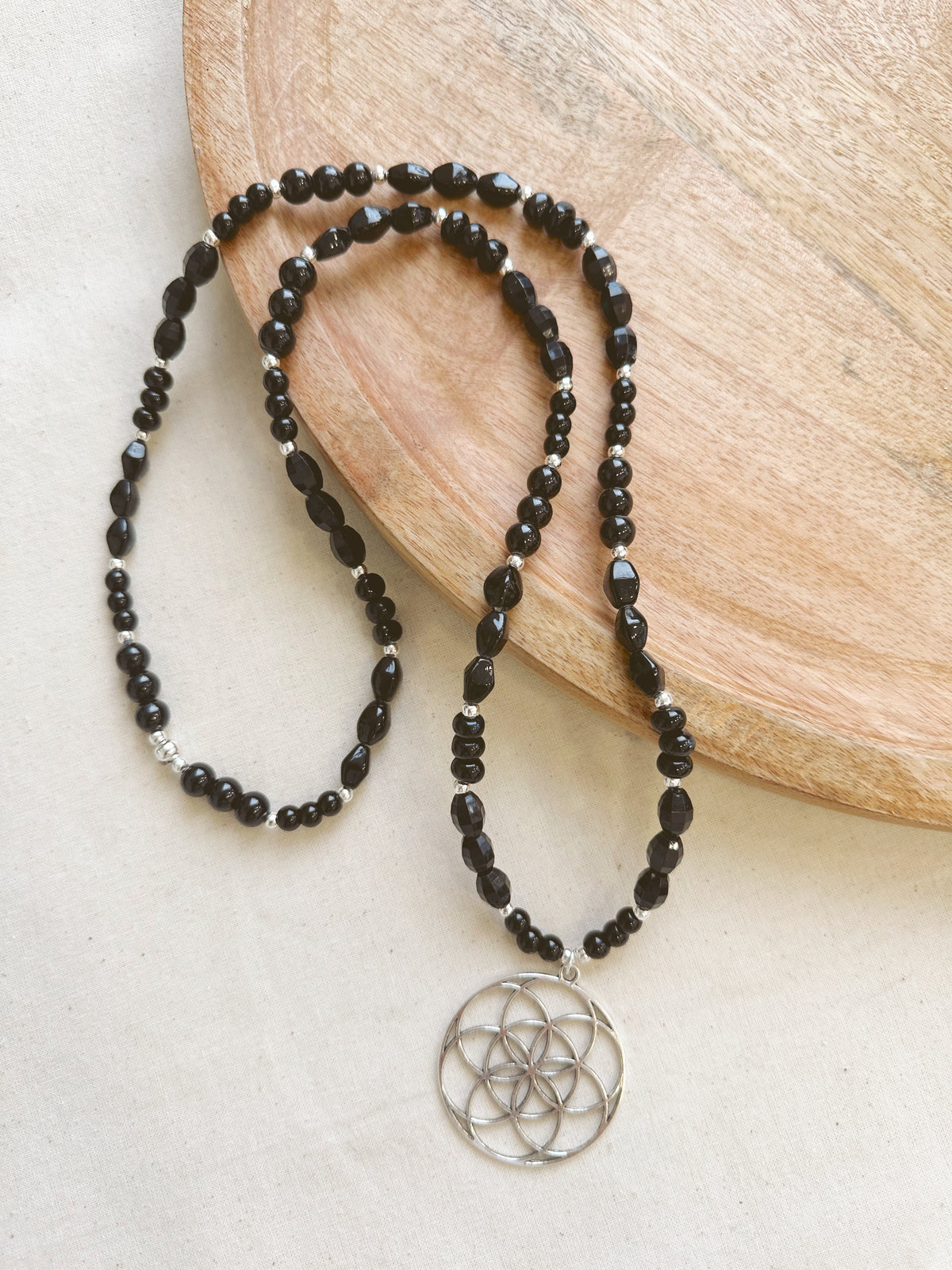 Collar Negro Plateado 1