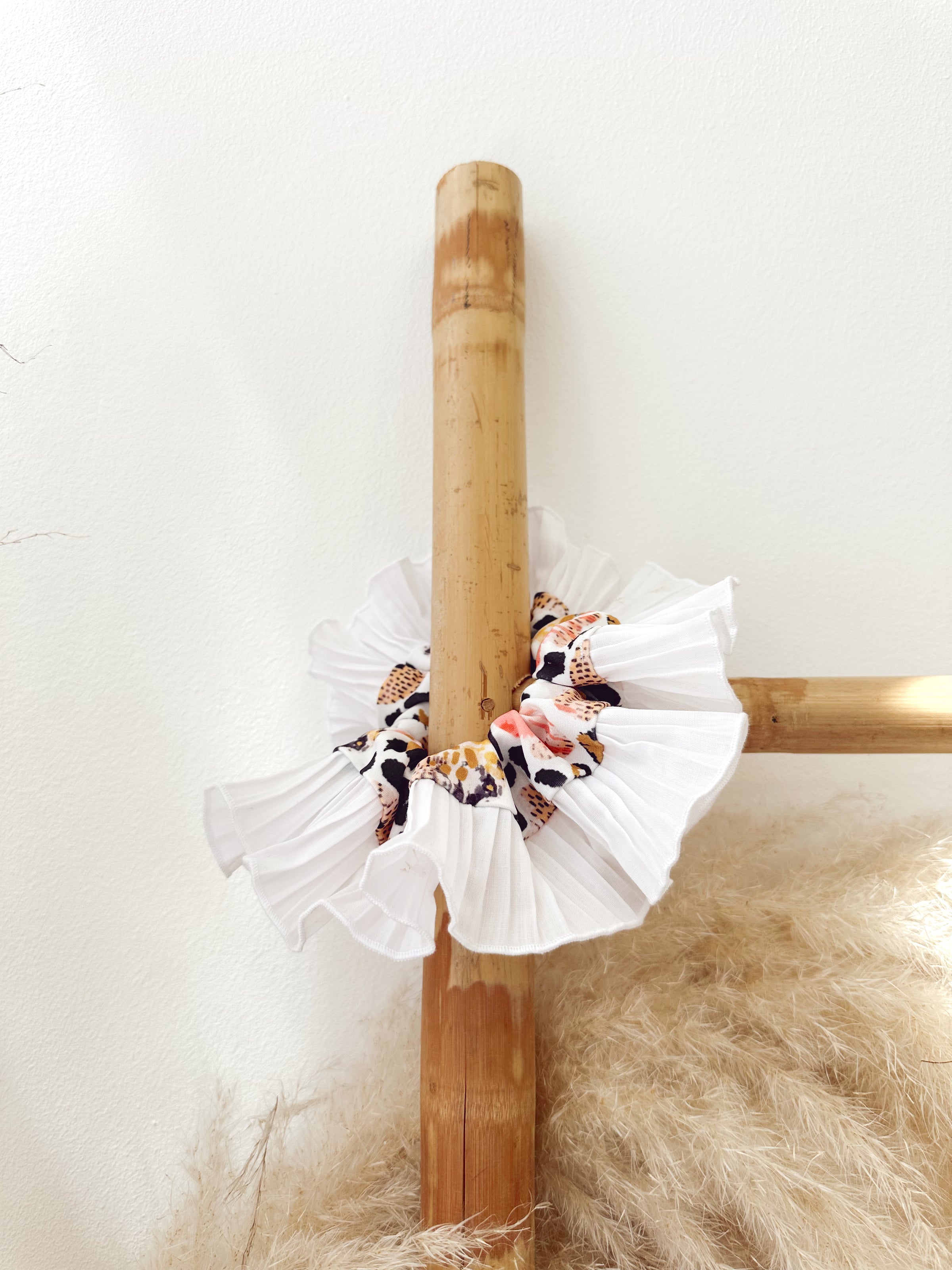 Colet Vuelo Blanco Print