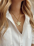 Collar Corto Dorado Estrella Grande