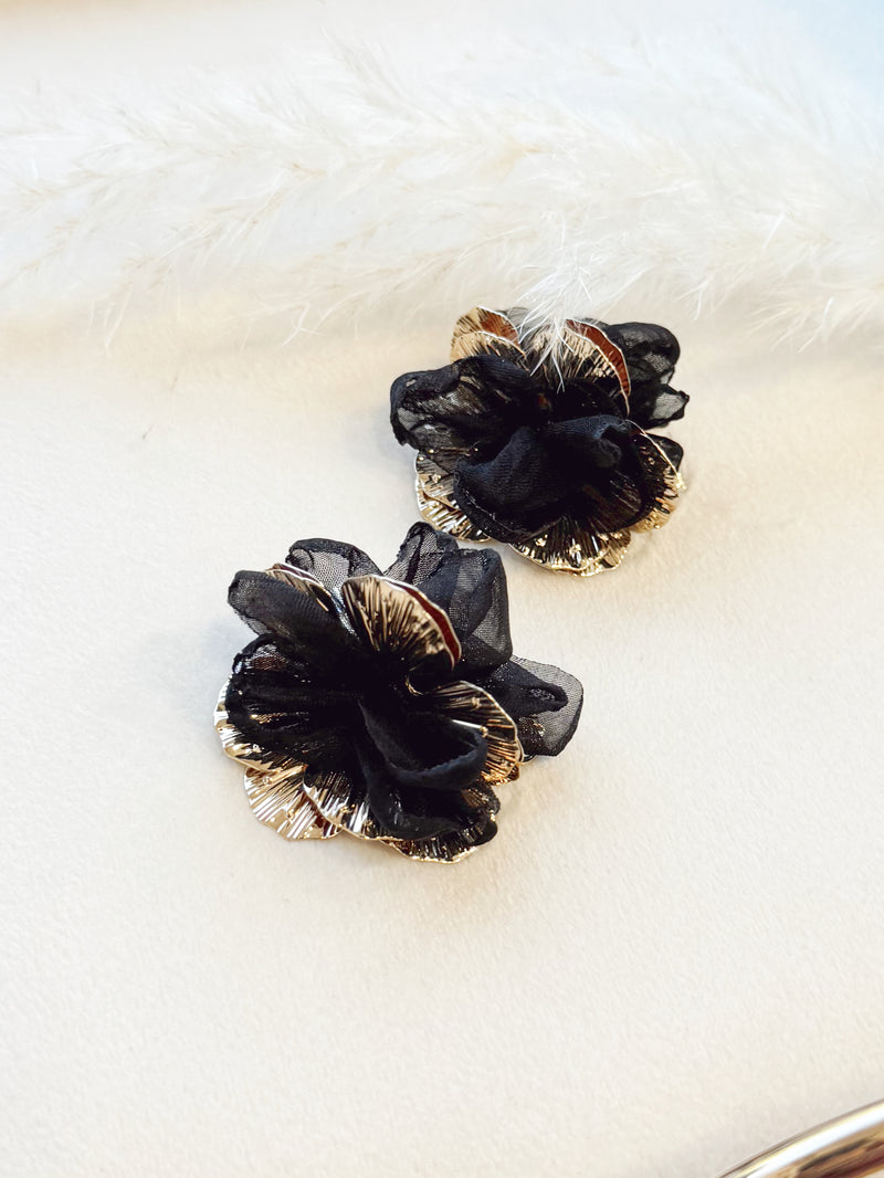 Aros Flor Pétalos Negros