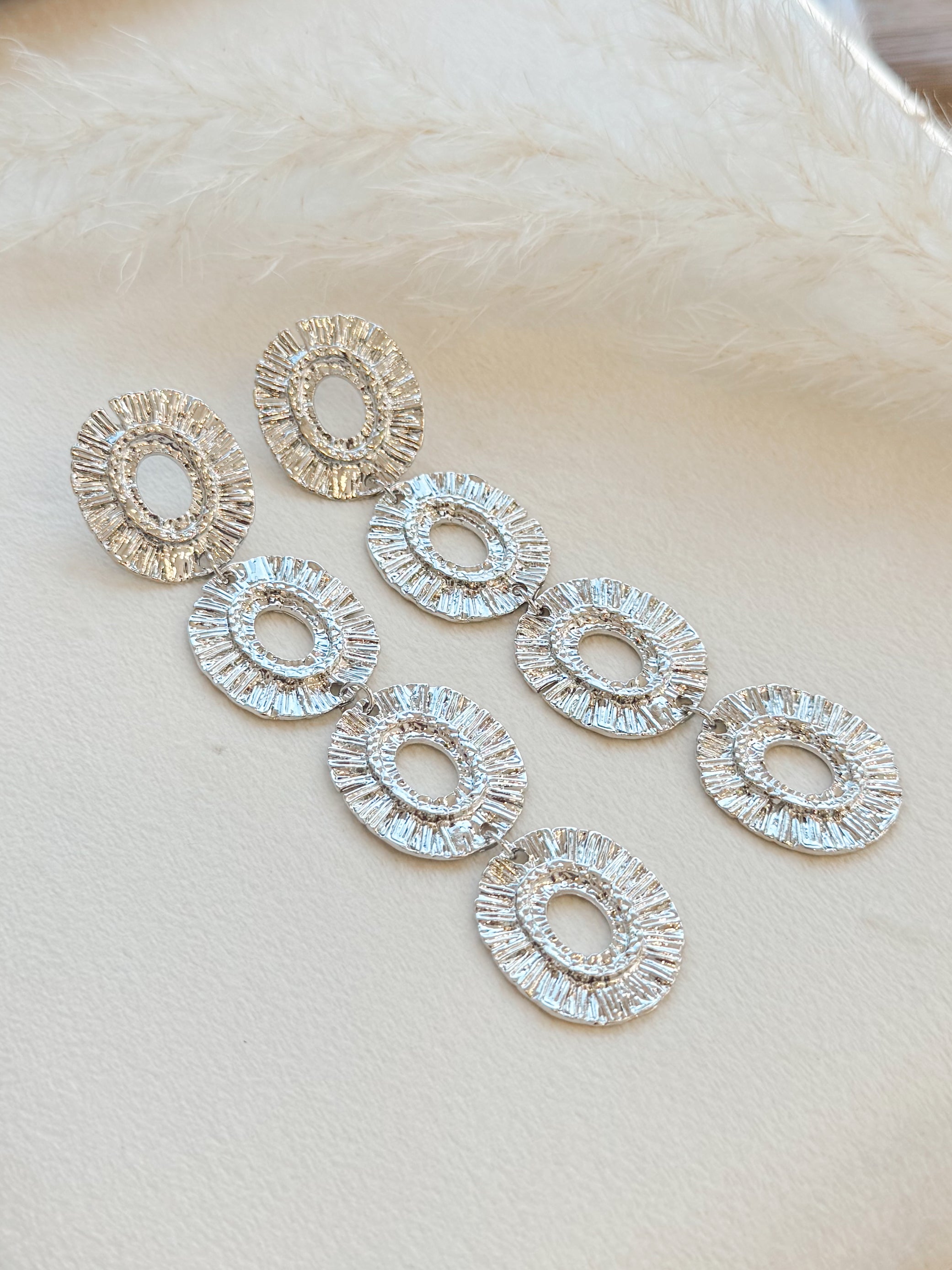 Aros Plateados Largos