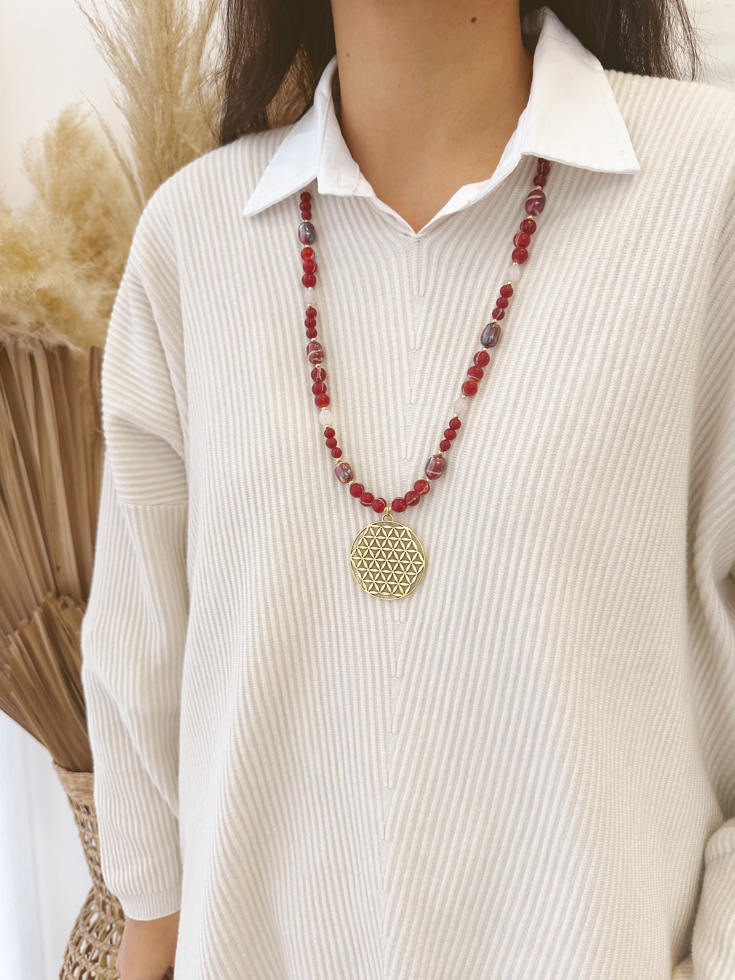 Collar Rojo Dorado