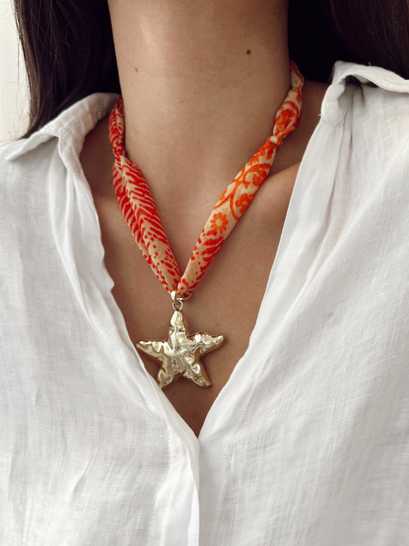 Collar Tela Naranjo Estrella