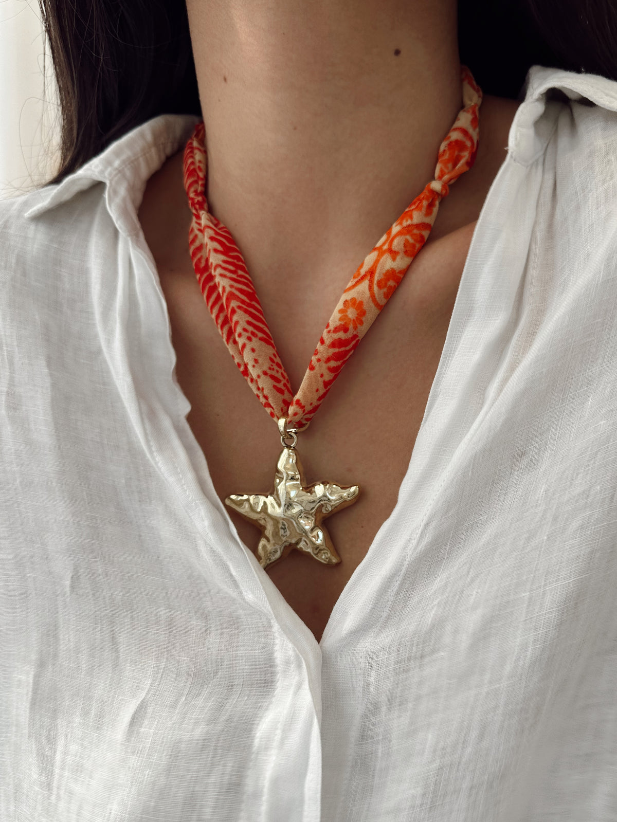 Collar Tela Naranjo Estrella