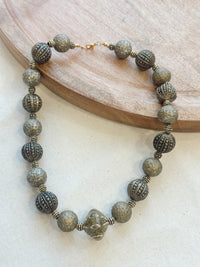 Collar Dorado 2