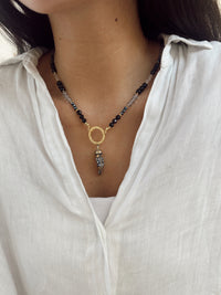 Collar Negro Cacho