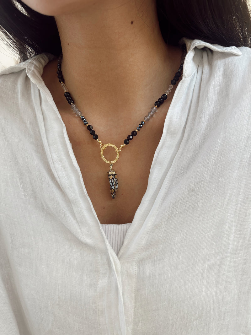 Collar Negro Cacho