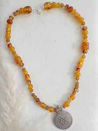 Collar Mostaza Plateado