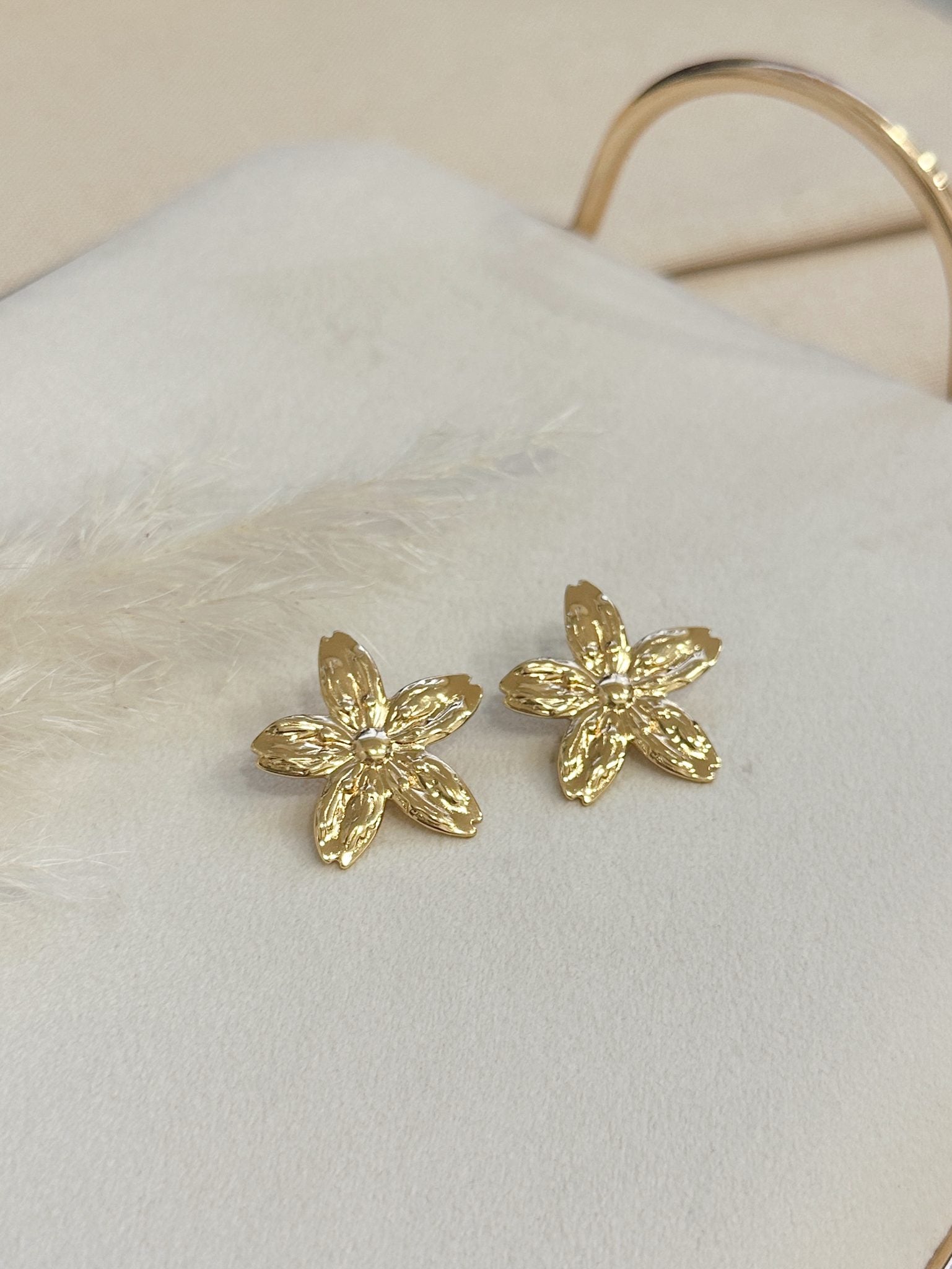 Aros Dorado Flor