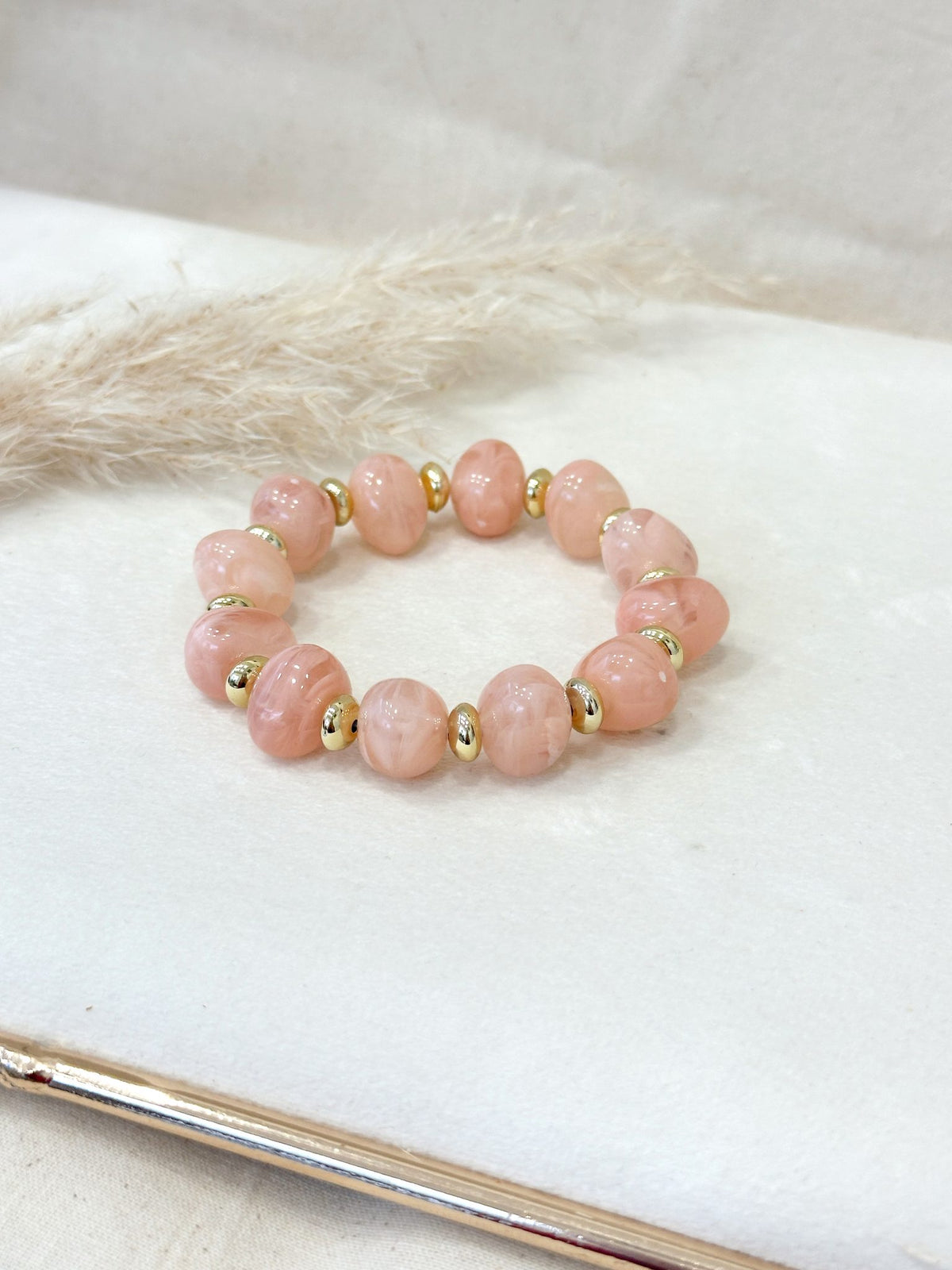 Pulsera elasticada Rosada Dorada