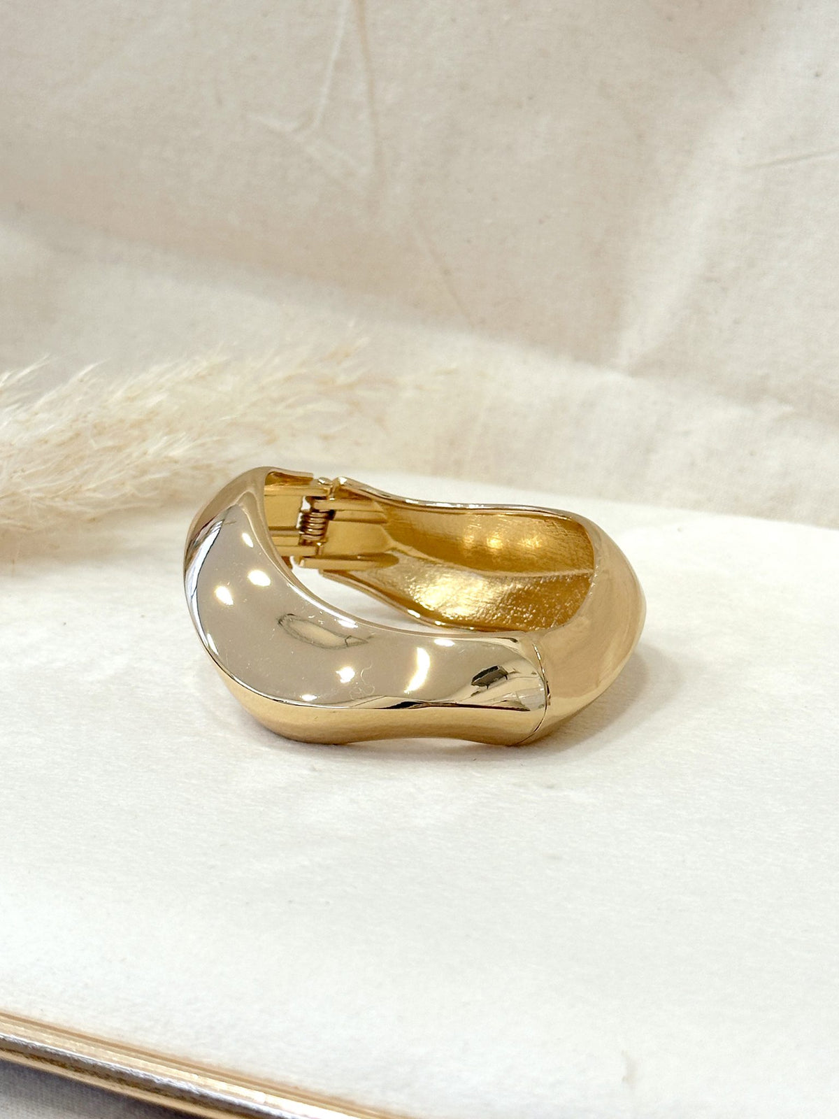 Pulsera ola dorada