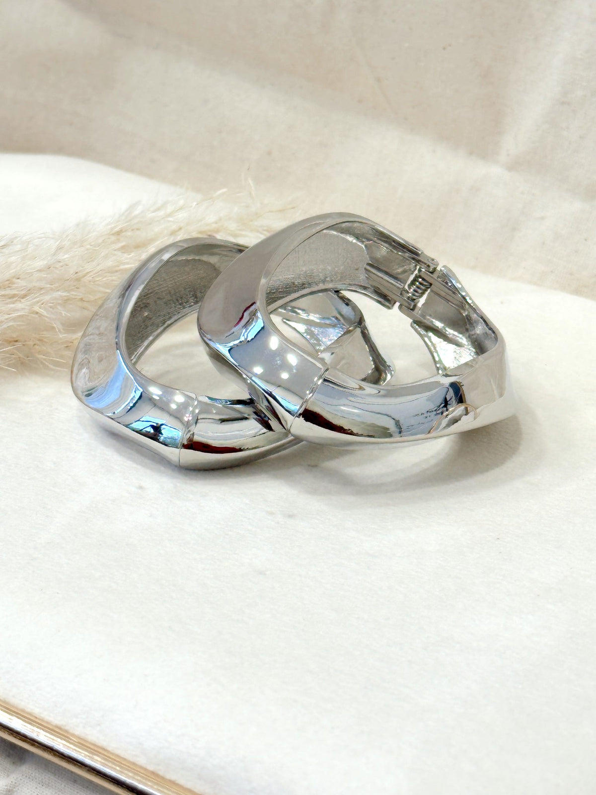 Pulsera ola plateada