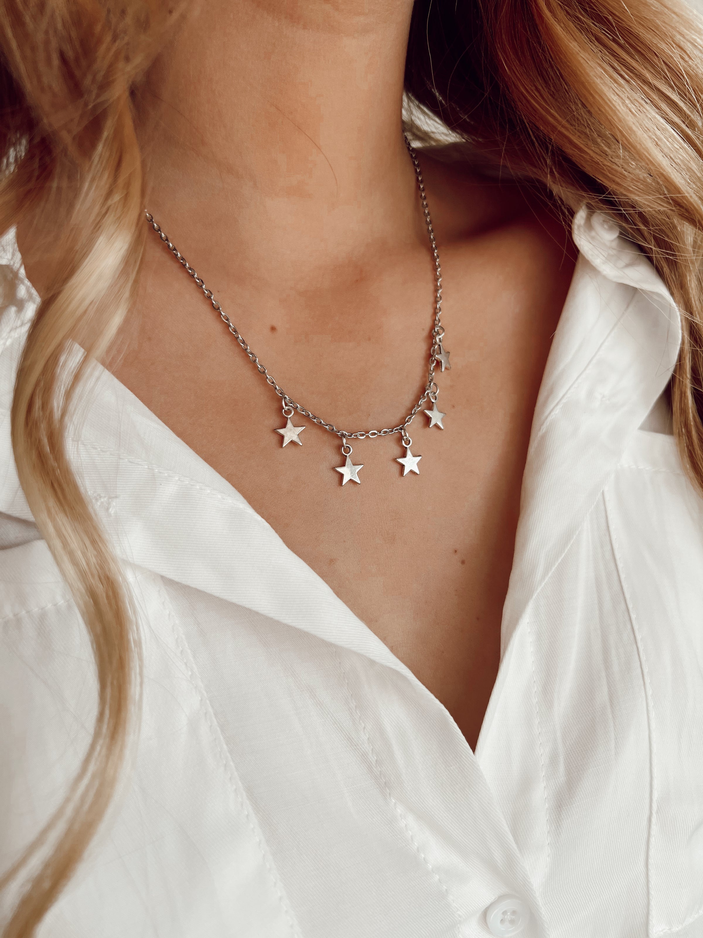 Collar Simple Estrellas